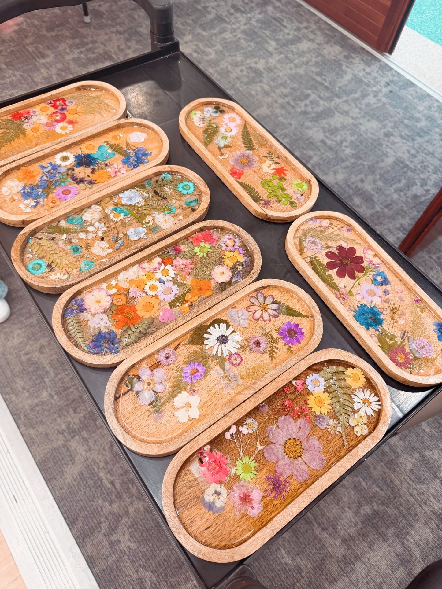 Dried Floral Wooden Resin Tray WORKSHOP